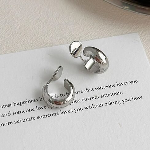 مقطع على أقراط الطوق للنساء 14K مقطع مكتنزة مقطوع من الذهب غير المثقوب على الأطواق القابلة للتعديل in Kuwait