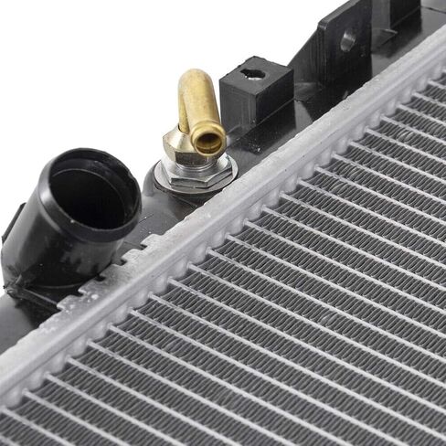 AutoShack Radiator 26.69" (677.9 mm) Core | Replacement for 1998-2002 Honda Accord | 1-PC in Saudi Arabia