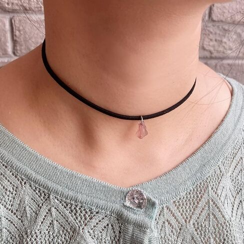 Super Tiny Pink Tourmaline Pendant Black Velvet 2mm Choker Necklace Raw Natural Crystal Gemstone Classic Sexy Rock Handmade Bohe Women Slim Dainty Accessories in Saudi Arabia