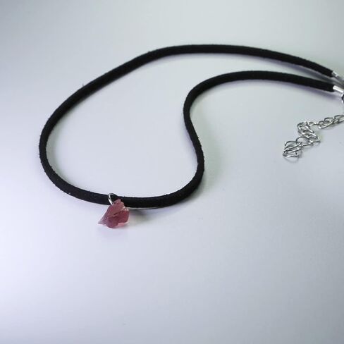 Super Tiny Pink Tourmaline Pendant Black Velvet 2mm Choker Necklace Raw Natural Crystal Gemstone Classic Sexy Rock Handmade Bohe Women Slim Dainty Accessories in Saudi Arabia