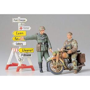 Tamiya - 1:35 German Motorcycle Orderly Set