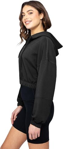 سترة بقلنسوة 90 درجة بواسطة Reflex للسيدات من القطيفة بسحاب أمامي in Kuwait