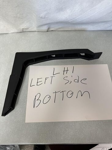 L1-L4 International LT625 Left Side Fairing Extender Bracket ، مجموعة كاملة L1-L4 ، 6121232C1 ، 6121796C1 ، 6121810C2 ، 6121814C2 in Kuwait