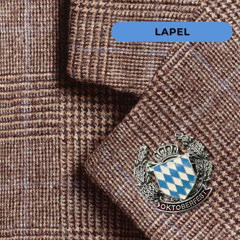 طبقة ديلوكس من الأسلحة دبابيس القبعة الألمانية مع لافتة مهرجان أكتوبر - دبوس مهرجان أكتوبر التقليدي لأزياء الرجال أو الطية أو القبعة - ألمانيا التذكارية بواسطة Oktoberfest Haus in Kuwait