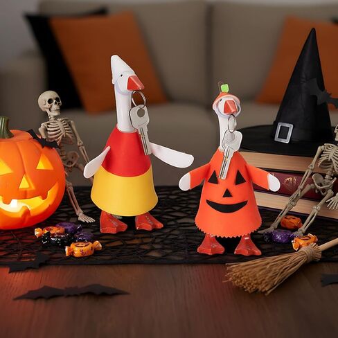 Weysat Halloween Mini Desk Goose Outfits 7inch Magnetic Silly Goose تمثال القرع Witch Witch Autumn Halloween Ceychain Wesled Wost for Duck Duck Satue Decor Decor (Pumpkin ، Corn) in Kuwait