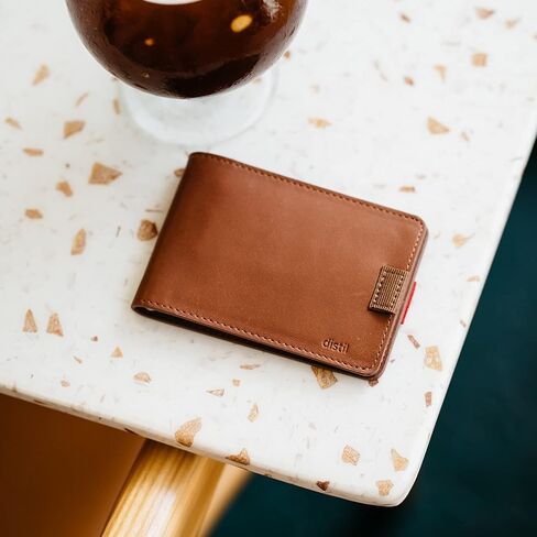 Distil Union Wally Bifold 5.0 Premium RFID Wallet مع مقطع أموال التيتانيوم - محفظة نحيفة Bifold للرجال ، جلود الحبوب الكاملة ، حامل بطاقة RFID الحد الأدنى - يحمل 14 بطاقة و 30 فاتورة - أسود - أسود in Kuwait