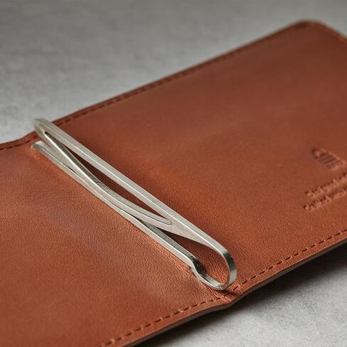 Distil Union Wally Bifold 5.0 Premium RFID Wallet مع مقطع أموال التيتانيوم - محفظة نحيفة Bifold للرجال ، جلود الحبوب الكاملة ، حامل بطاقة RFID الحد الأدنى - يحمل 14 بطاقة و 30 فاتورة - أسود - أسود in Kuwait