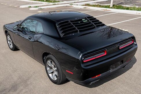 Ikon Motorsports ، Window Counver متوافق مع 2008-2023 Dodge Challenger ، Gloss Black Sun Shade Cover الخلفية الزجاج الأمامي ، 2009 2010 2011 2013 2014 2015 2015 2017 2018 2019 2020 in Kuwait