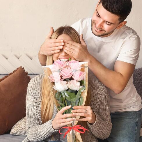 20 عبوة من أكياس تغليف باقة الزهور من Jansun، أكمام زهور سوداء لحقائب الباقات مع أكمام باقة زهور شريطية لعيد الميلاد وحفلات الزفاف والتخرج وهدية عيد الأب (17.3 × 11 بوصة) in Kuwait