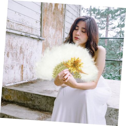 Ciieeo Elegant Wedding Plume Fan Unique Handheld Stage Performance Accessory for Women Stylish Design for Bridal Parties and Special Events in Saudi Arabia