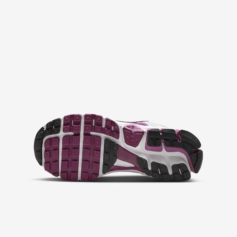 Nike Vomero 5 Big Kids' Shoes (HF6998-102, White/Pure Platinum/Hot Fuchsia) Size 3 in Saudi Arabia