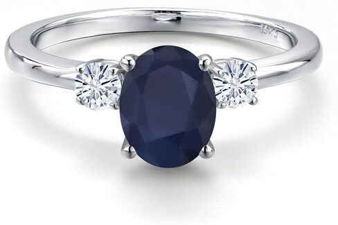 GEM Stone King 14K الذهب الأبيض الياقوت الأزرق والخاتم الأبيض Moissanite للنساء | 2.00 CTTW | بيضاوي 8x6mm | الأحجار الكريمة سبتمبر المولد | متوفر بحجم 5،6،7،8،9 in Saudi Arabia