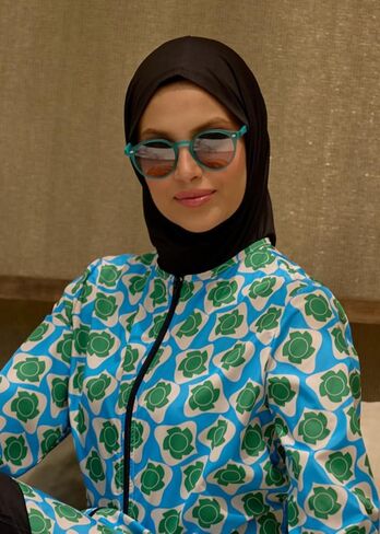 مجموعة متواضعة للسباحة للنساء من ثلاث قطع - مجموعة المظلة بوركني - غلاف إسلامي كامل للسباحة in Kuwait