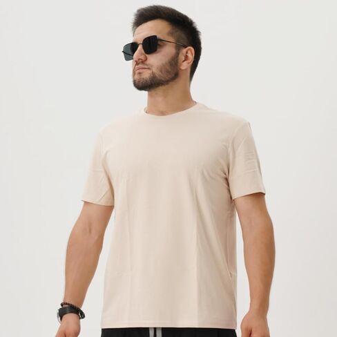Collar Shirt That Gives a Simple and Elegant Impression. in Saudi Arabia