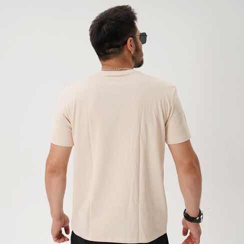 Collar Shirt That Gives a Simple and Elegant Impression. in Saudi Arabia