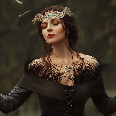 Medusa Headpiece for Women - 7.8" Retro Snake Thorn Headdress for Greek Goddess, Circlet for Renfaire Halloween in Saudi Arabia