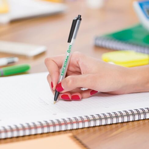 أقلام حبر جاف كليك ستيك زرقاء من بيك، ذات نقطة متوسطة (1.0 مم)، عبوة مكونة من 12 قطعة، أقلام حبر جاف قابلة للسحب مصنوعة من 78% من البلاستيك المعاد تدويره in Kuwait