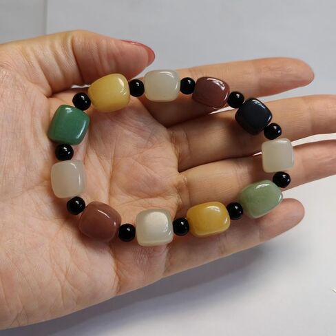سوار Jade Bead ، طبيعية ، منحوتة يدويًا مجوهرات الأحجار الكريمة ، تصميم شفاف وملون ، مرن ، هدايا شفاء ، هدية احتفالية لأبها الأم ، عيد الميلاد ، أعياد الميلاد ، مربع in Saudi Arabia