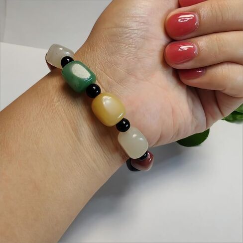 سوار Jade Bead ، طبيعية ، منحوتة يدويًا مجوهرات الأحجار الكريمة ، تصميم شفاف وملون ، مرن ، هدايا شفاء ، هدية احتفالية لأبها الأم ، عيد الميلاد ، أعياد الميلاد ، مربع in Saudi Arabia