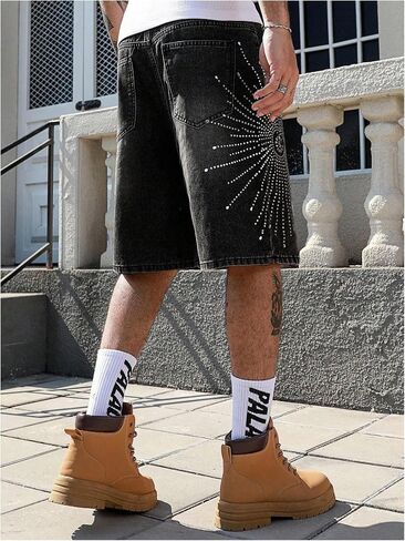 Men's Sparkly Baggy Jean Shorts Y2K Rhinestone Hip Hop Knee Length Denim Bermuda Shorts Jorts in Saudi Arabia