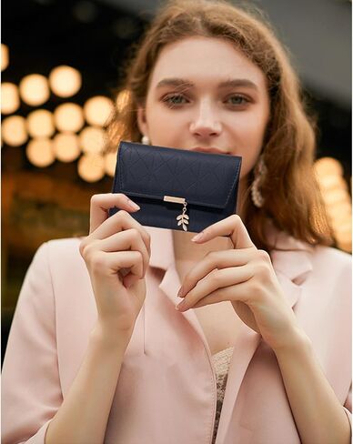 Compact Genuine Leather Women's Bifold Wallet – RFID-Blocking with Zippered Coin Pocket (Mint Green) in Kuwait
