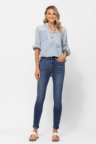 Judy Blue Classic Mid Rise Skinny Jeans for Women Handsand Comfortable Cotton Denim Pants-82252 in Saudi Arabia