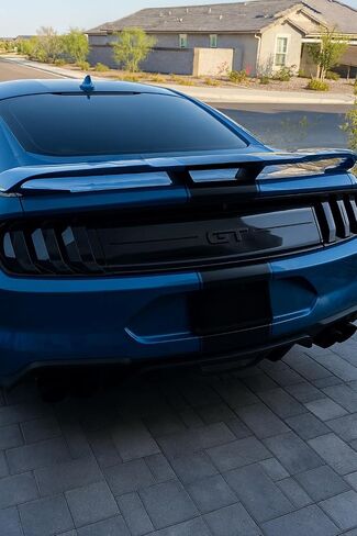 شعار Trunk Metal GT - متوافق مع 2015-2023 Mustang GT (S550) ، استبدال شارة Decklid Black غير اللامع ، FIT OEM ، مقاوم للطقس ، سهلة التثبيت in Kuwait
