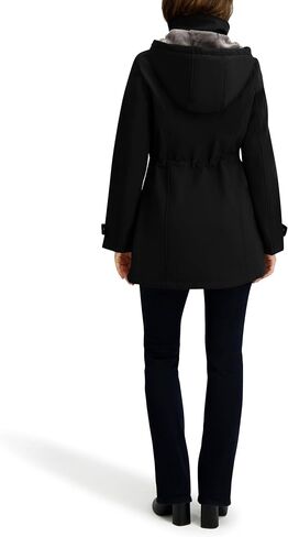 قذيفة ناعمة للسيدات Nautica مع مريلة/غطاء محرك السيارة in Saudi Arabia