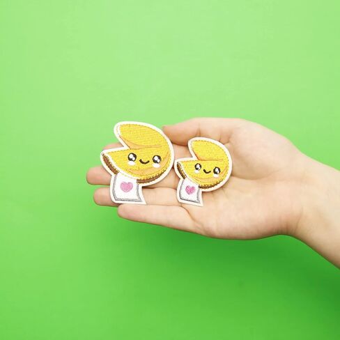 Kawaii Fortune Cookies تصحيح حلوى سعيدة على الحديد (2 مساءً) in Saudi Arabia