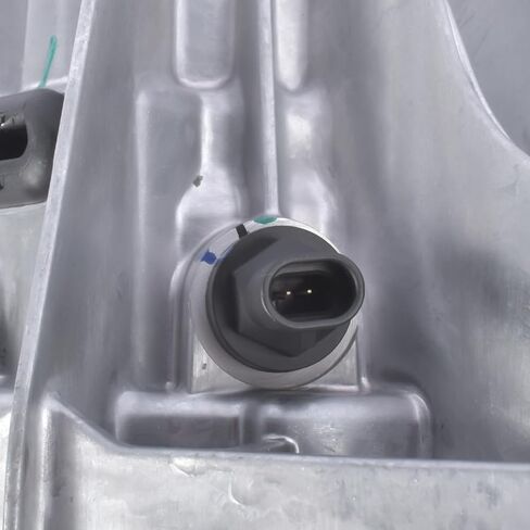 NP246 حالة نقل بديلة جديدة لـ Chevy Avalanche Silverado GMC Sierra Yukon XL 1500 2001-2007 4L60E NP8 24228420 in Kuwait