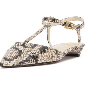 Vince Camuto Women's Varena Pump in Kuwait