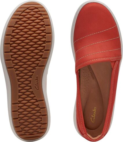 Clarks Women's Nalle Violet Loafer in Kuwait
