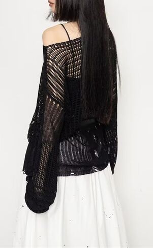 URAWESO Goth Y2K Striped Sweater Ripped Punk Gothic Sweaters for Women Harajuku Aesthetic Halloween Pullover Tops in Kuwait