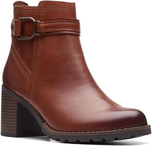 حذاء نسائي من Clarks بحزام Leda in Kuwait