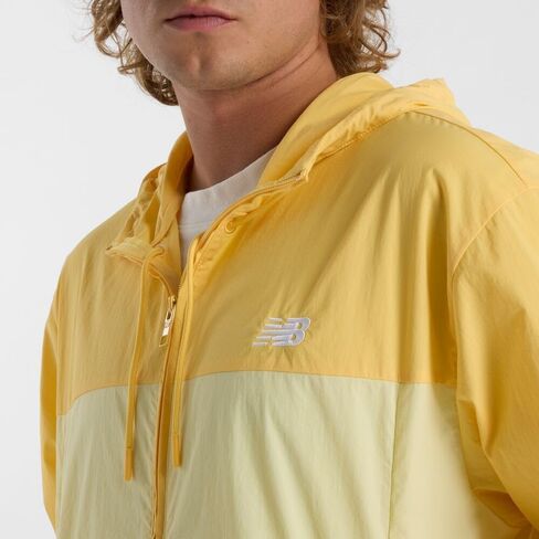 New Balance Men's Athletics Woven Jacket in Saudi Arabia