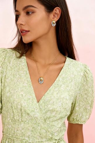 Gold Knot Pendant Necklace for Women Gold Statement Geometric Necklace Dainty Link Choker Necklace Trendy Jewelry Accessories in Saudi Arabia