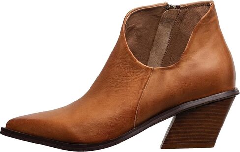 Antelope Women's Camryn Leather Boots in Saudi Arabia