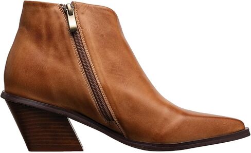 Antelope Women's Camryn Leather Boots in Saudi Arabia