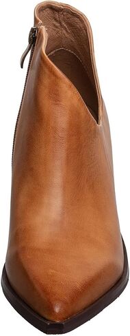Antelope Women's Camryn Leather Boots in Saudi Arabia
