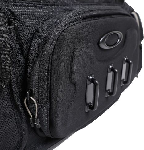 Oakley Urban Ruck RC Duffle Bag, Blackout, One Size in Saudi Arabia