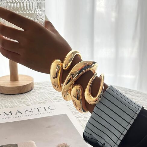 Giovanchi Chunky Gold-color Bangle Bracelets for Women‌ - 3PCS Adjustable Open Cuff Bracelet Stack, Non-Tarnish Stackable Bangles Set, Trendy Minimalist Accessories in Kuwait