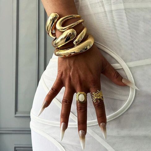 Giovanchi Chunky Gold-color Bangle Bracelets for Women‌ - 3PCS Adjustable Open Cuff Bracelet Stack, Non-Tarnish Stackable Bangles Set, Trendy Minimalist Accessories in Kuwait