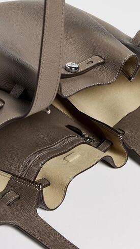 Tory Burch Women's Romy Pebbled Tote in Saudi Arabia