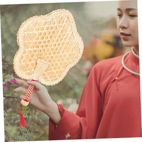 Handmade Straw Vintage Fan Hand Woven Portable Handheld Fan for Travel Home Wedding Random Style in Saudi Arabia