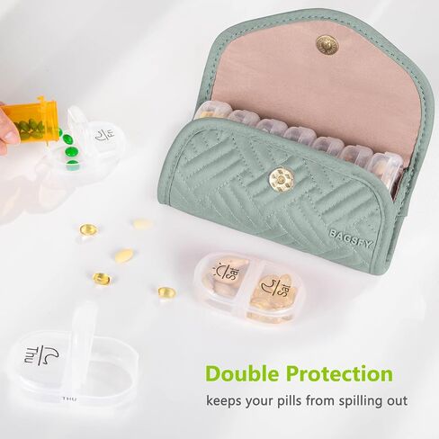 Bagsfy Weekly Pill Organizer مرتين في اليوم في علبة حبوب النسيج اللطيفة ، حقيبة الطب ، AM PM Pill Box 7 أيام ، حالة سفر للأدوية المحمولة للحبوب ، الفيتامينات ، زيوت السمك ، المكملات الغذائية. in Kuwait