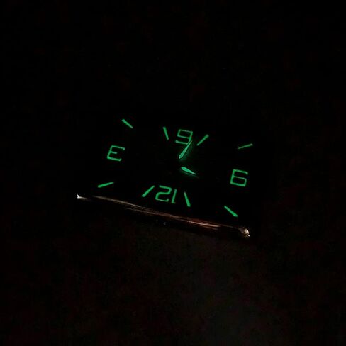 ساعة لوحة قيادة السيارة، ساعات مضيئة لتنفيس السيارة، ساعة كوارتز للسيارات، تناسب عالمي، ديكور مثالي للسيارات، سيارات الدفع الرباعي وMPV (أفقي) in Kuwait