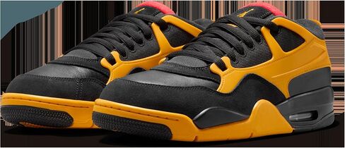 حذاء Air Jordan 4 RM للرجال (FQ7939-004، أسود/أبيض) in Kuwait