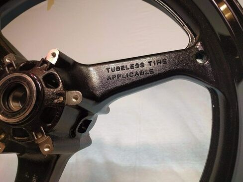 العجلة الأمامية الجديدة تناسب هوندا CBR 600RR 2007-19 CBR600RR 600RR CBR600 RR 600 RIM in Kuwait