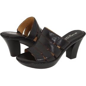 Naturalizer Women's Loafer in Kuwait
