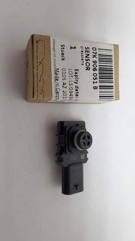 VOLKSWAGEN 07K906051 GENUINE OEM PRESSURE SENSOR in Saudi Arabia